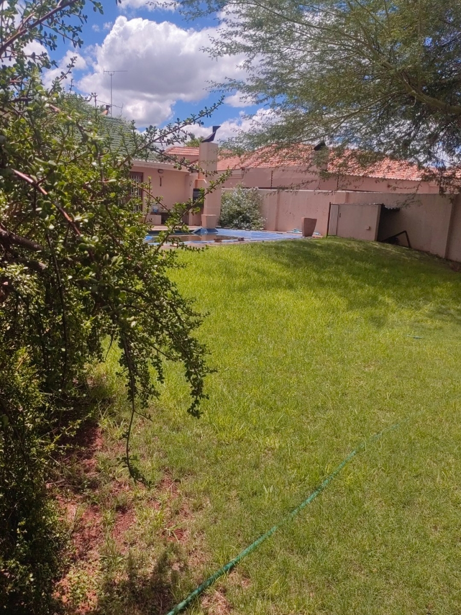  Bedroom Property for Sale in Monument Heights Northern Cape